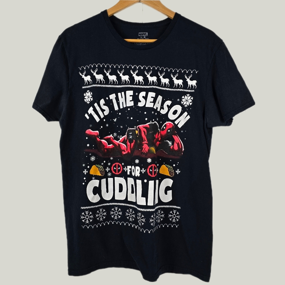 Deadpool 'Tis The Season For Cuddling T Shirt - Picture 9 of 9
